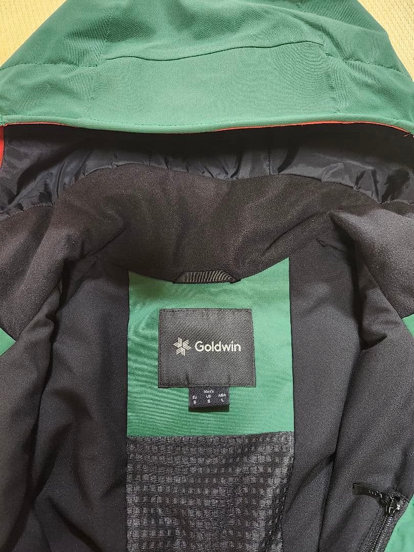 ゴールドウィン スキーウェア　上L　下L-S 　パンツの裾が長い方　必見！