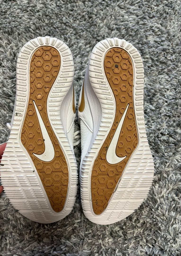 NIKE バレーボールシューズ