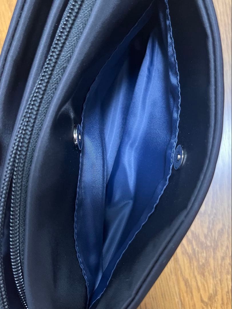 アニエス・ベー　ショルダーバッグ　ブラック