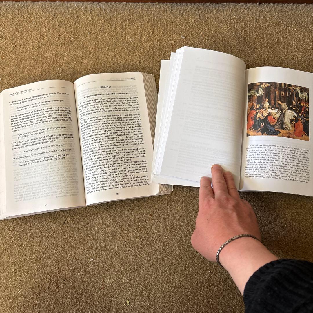 洋書 A Course in Miracle&Catechism Compendium