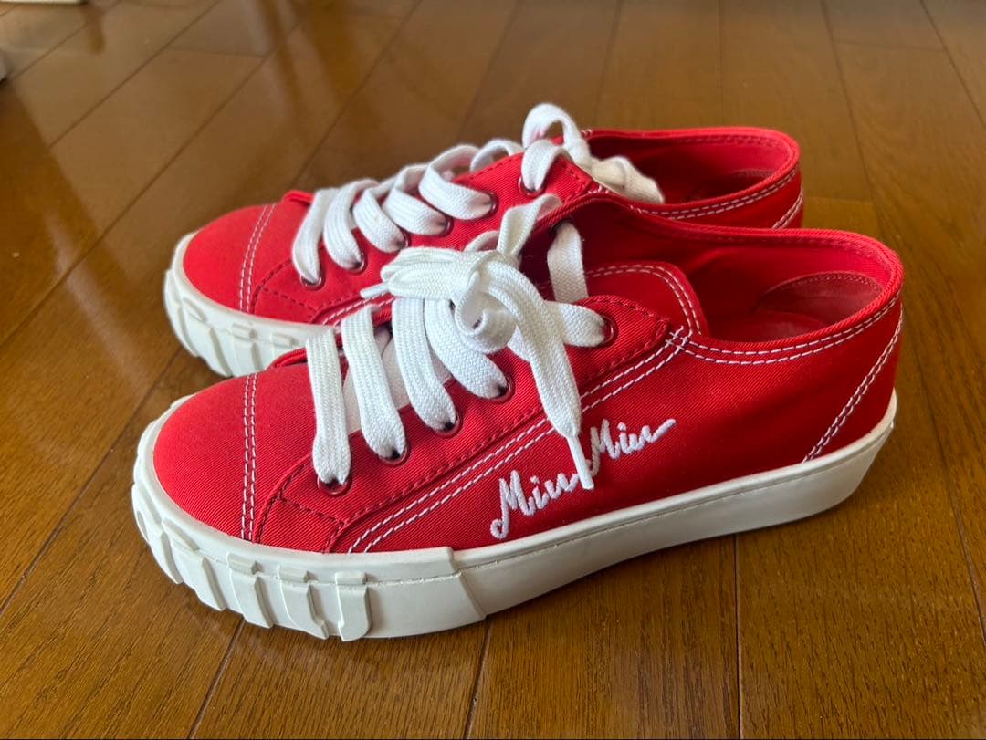 Miu Miu レッド スニーカー 36