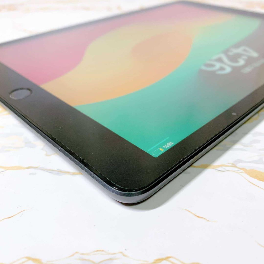 iPad 第9世代 64GB BT100%