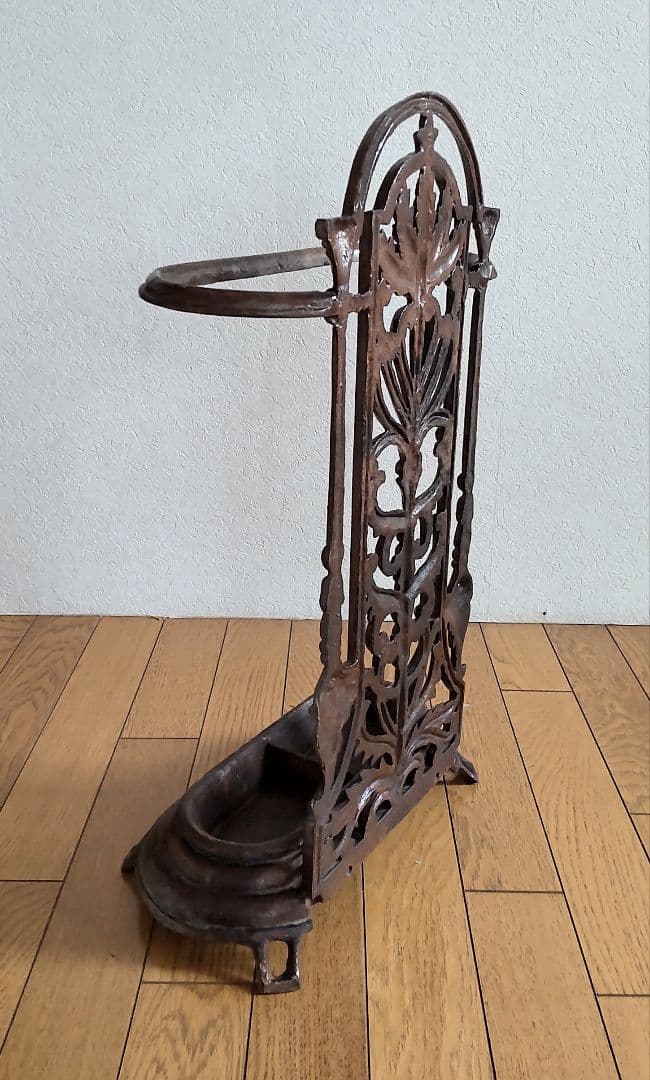 鋳鉄製 　傘立て 　アンティーク調