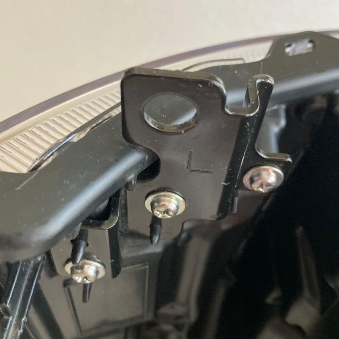 (中古品)いすゞエルフ純正ヘッドライト(左)　送料込み