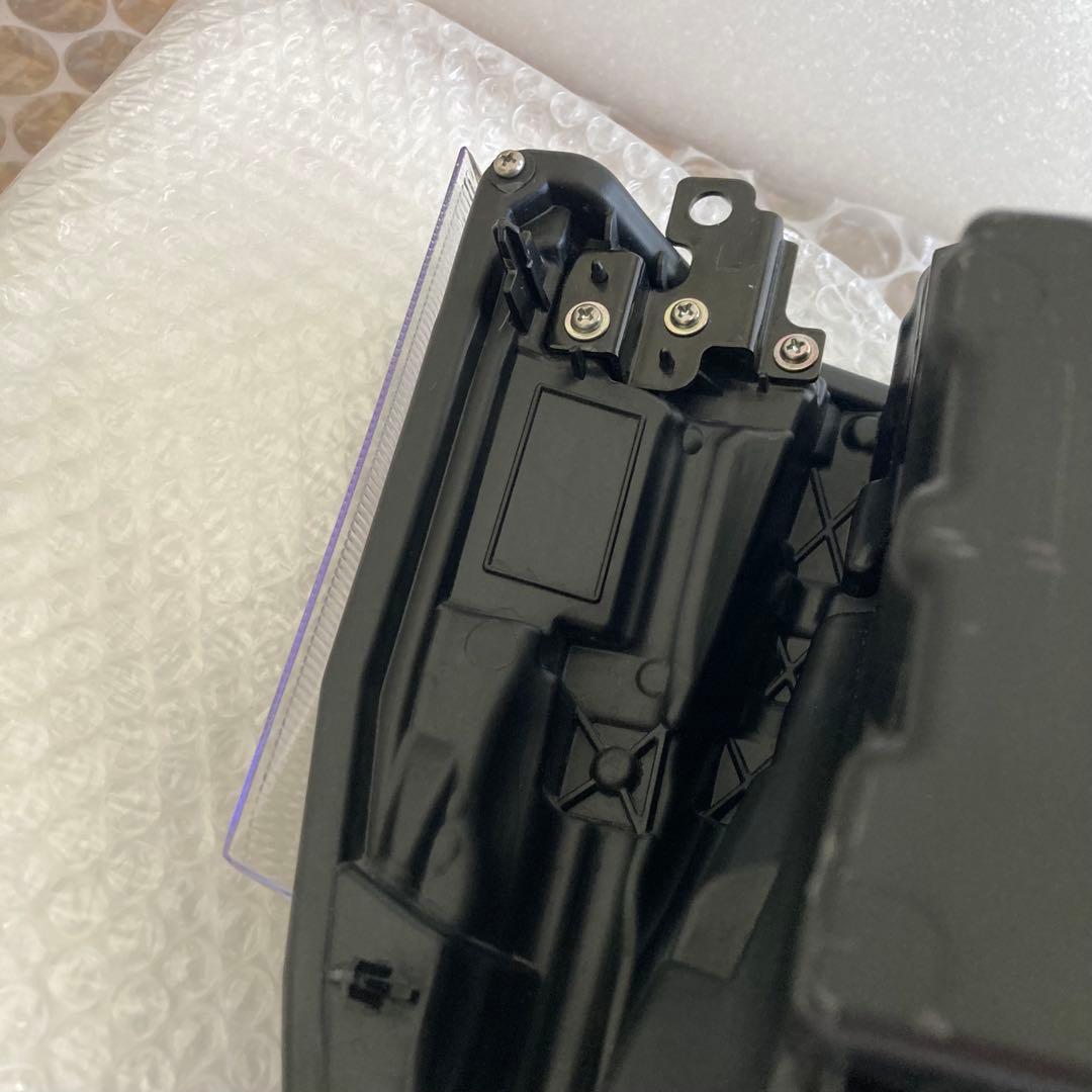 (中古品)いすゞエルフ純正ヘッドライト(左)　送料込み