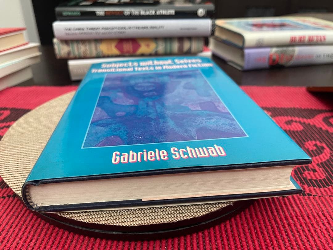 洋書 Subjects without Selves Gabriele Schwab