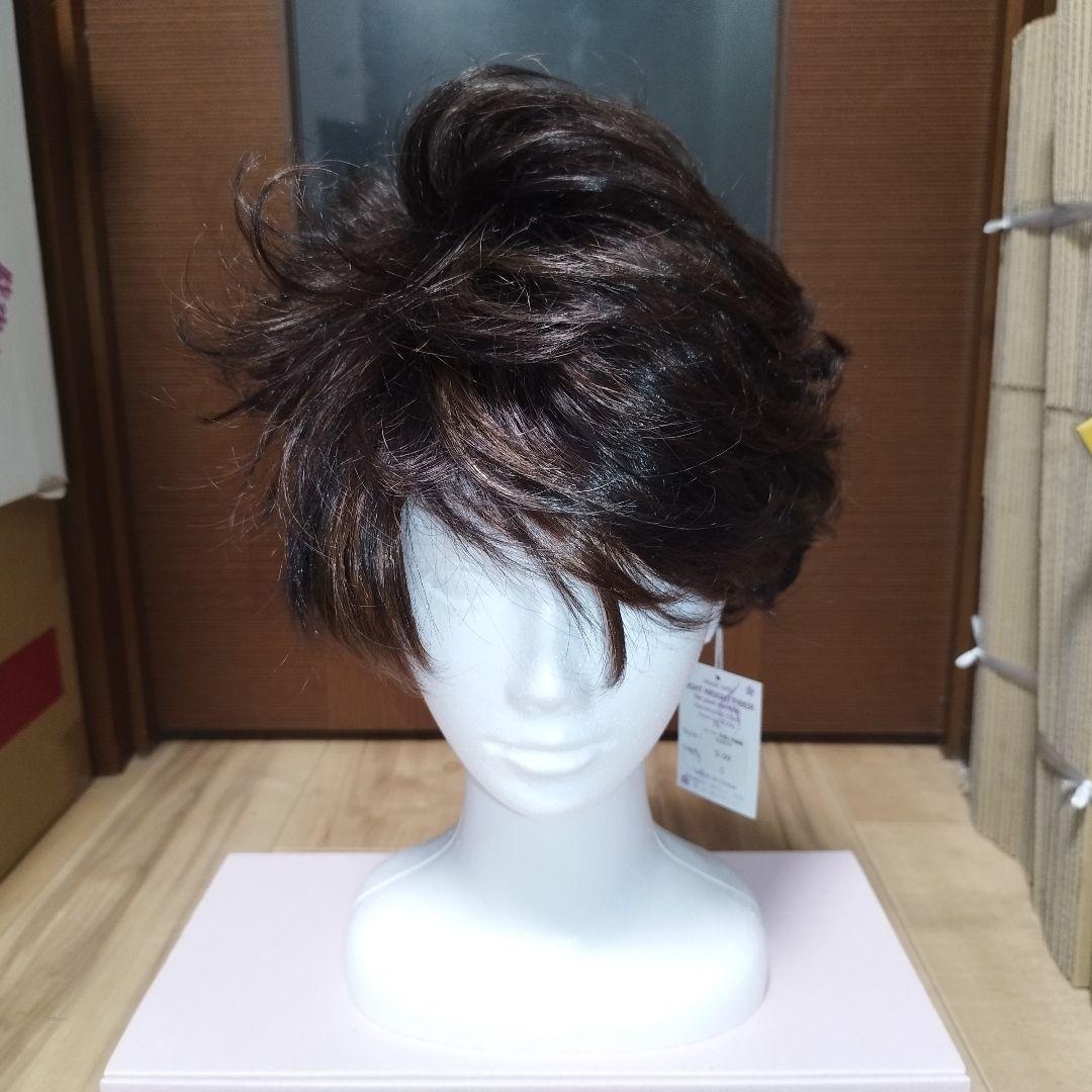 新品　タグ付き　カオリナラターナー　ふんわり上品ショート　S-09