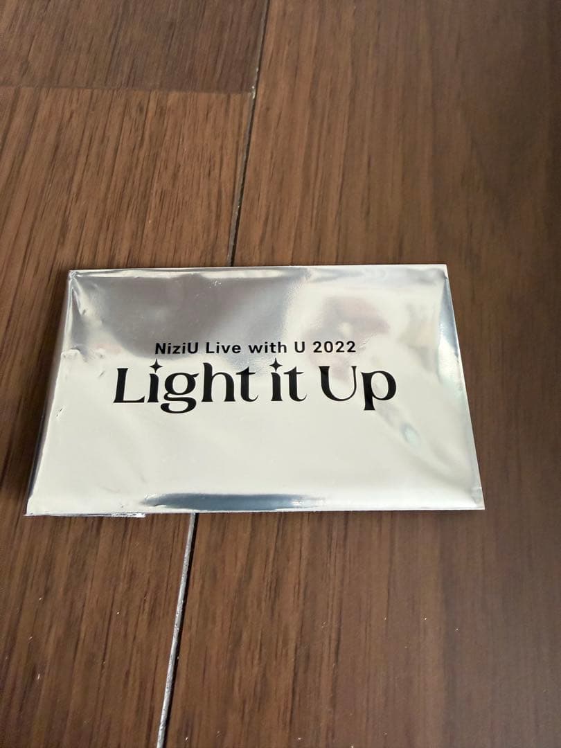 NIZIU LEDペンライト