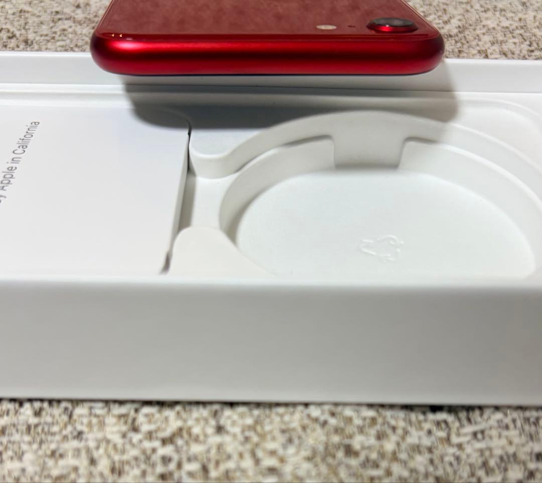 【超美品】iPhoneSE 第3世代 レッド 64GB
