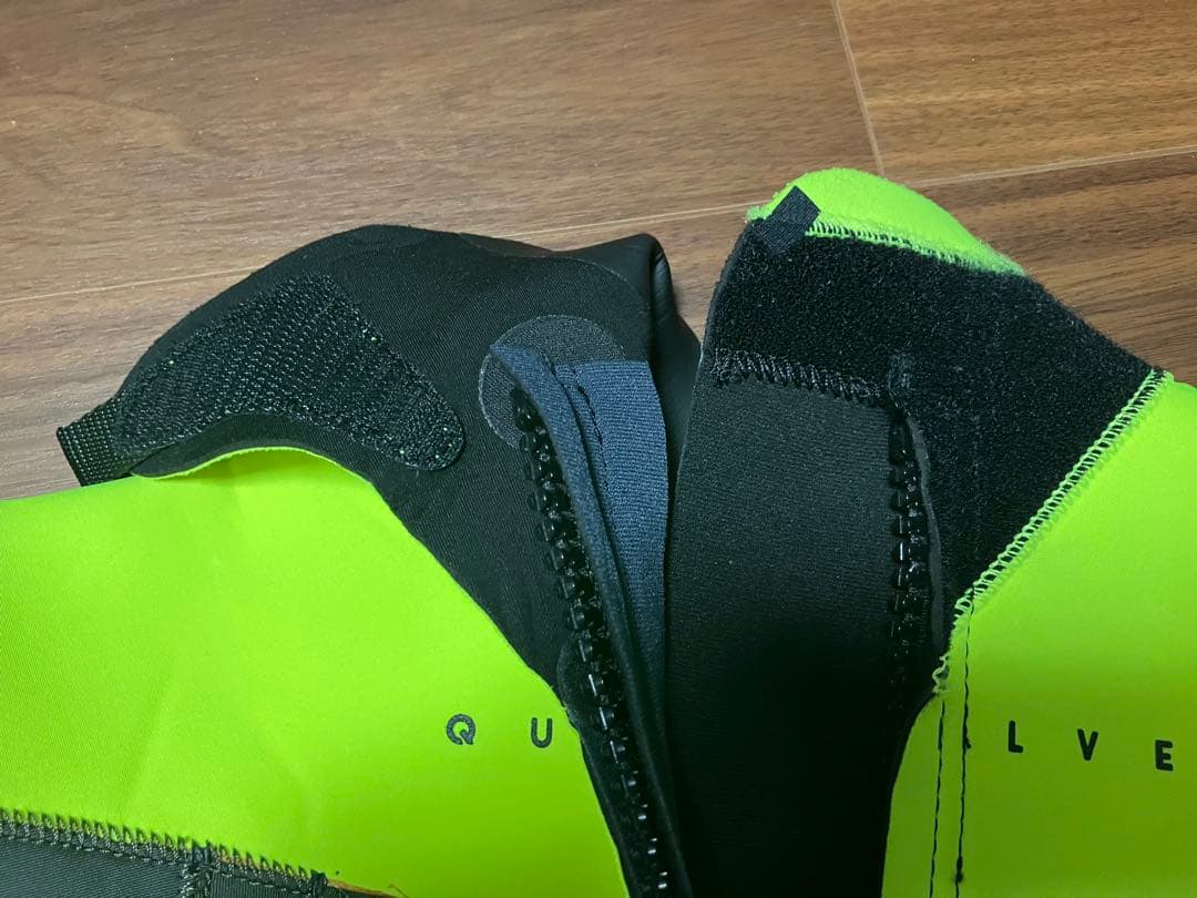 Quiksilver スプリングウェットスーツ シンクロ　　140センチ