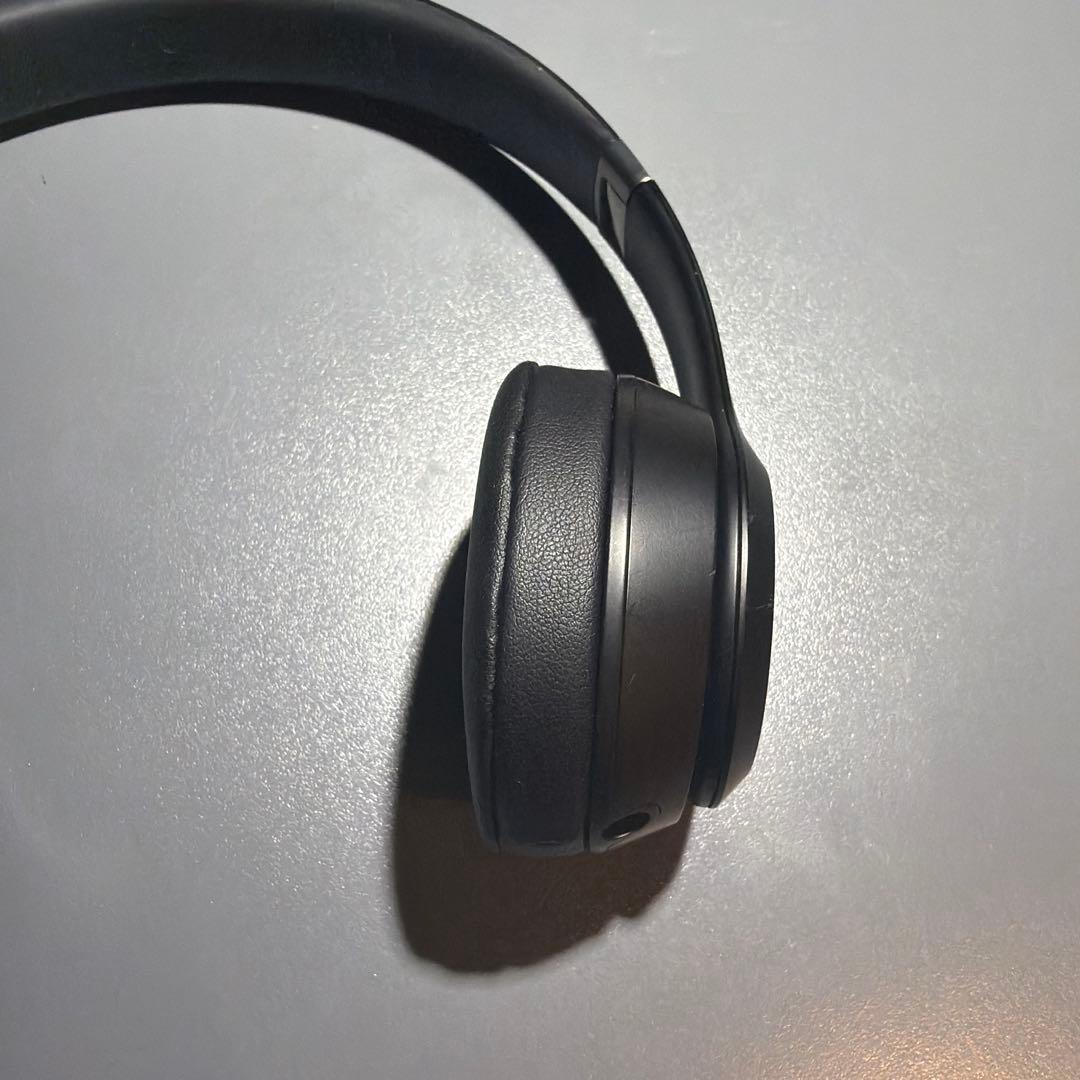Beats solo 4 ブラック