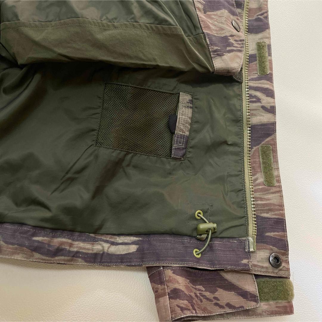 6651 バートン　ジャケット　ゴアテックス　迷彩柄　メンズ　スノボウェア