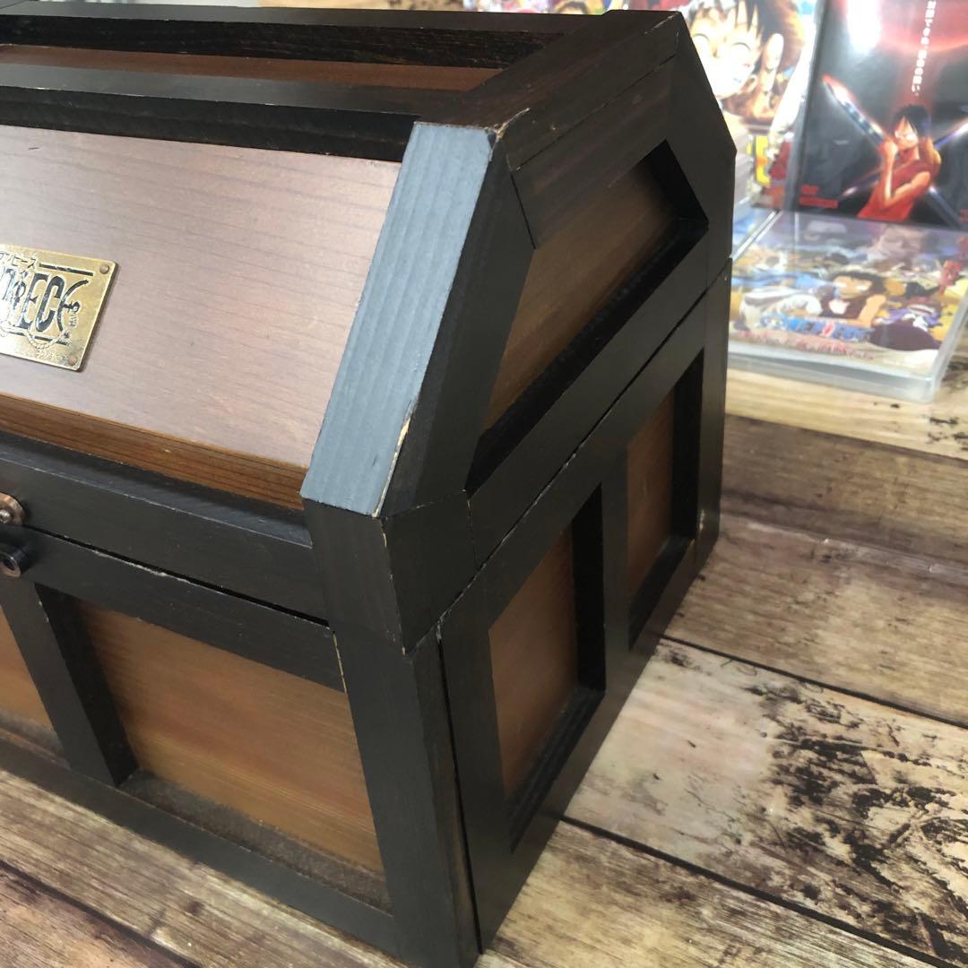 【激レア・非売品】ワンピース 劇場版DVD10枚セット セブンイレブン限定 宝箱