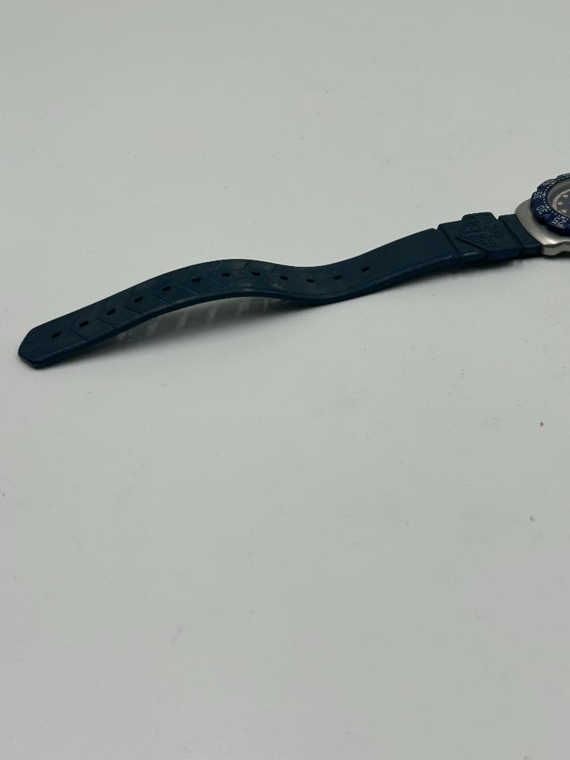 TAG Heuer 2000シリーズ プロフェッショナル ダイバーズウォッチ