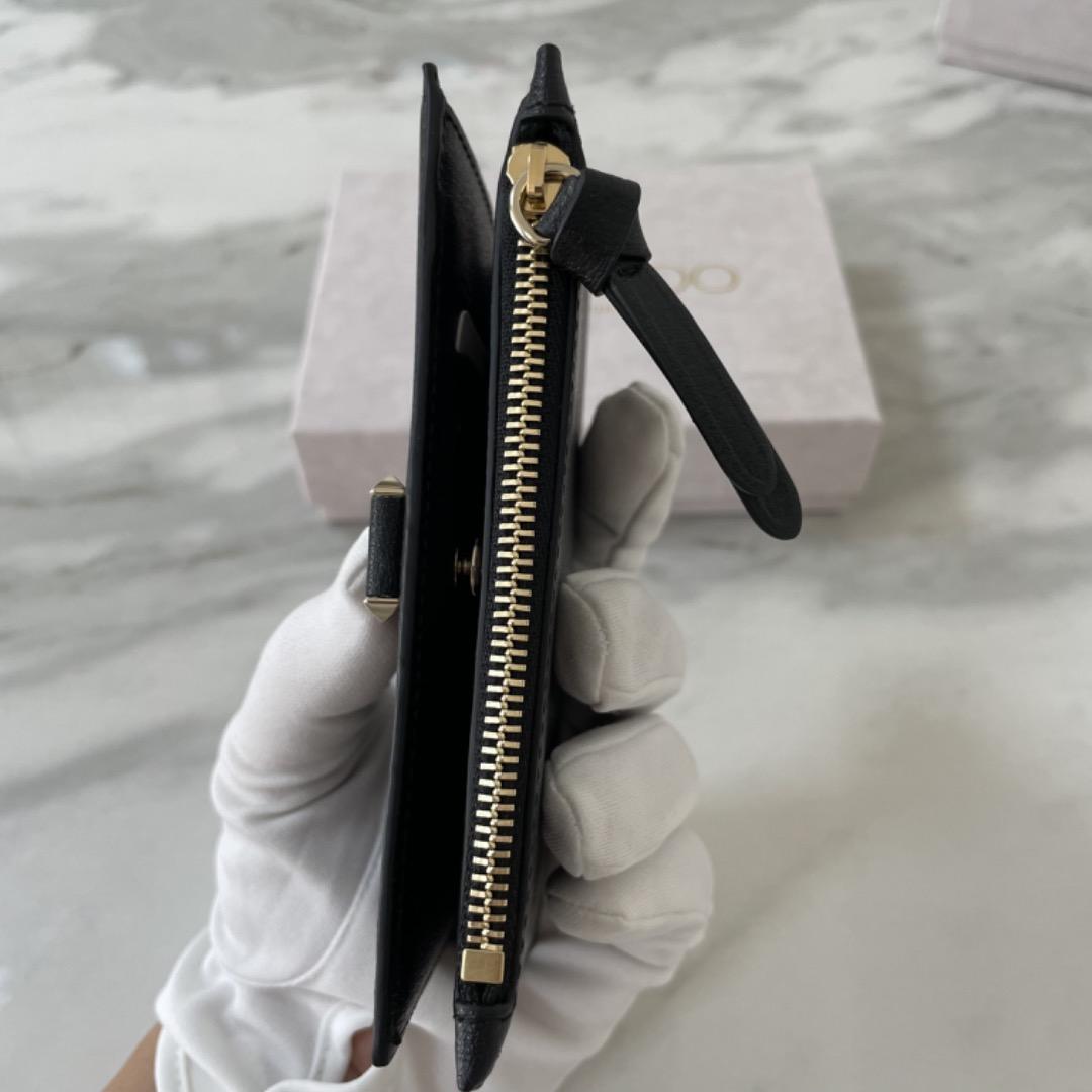 ジミーチュウ　LITZY 二つ折り　財布　ブラック　バッグ　スニーカー