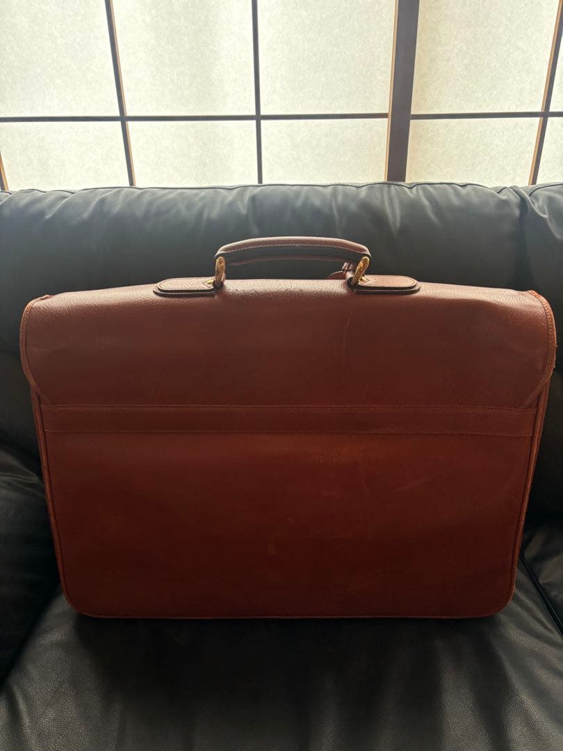 GUCCI ブラウンレザー ガーメントバッグ トラベルバッグ ストラップ付き