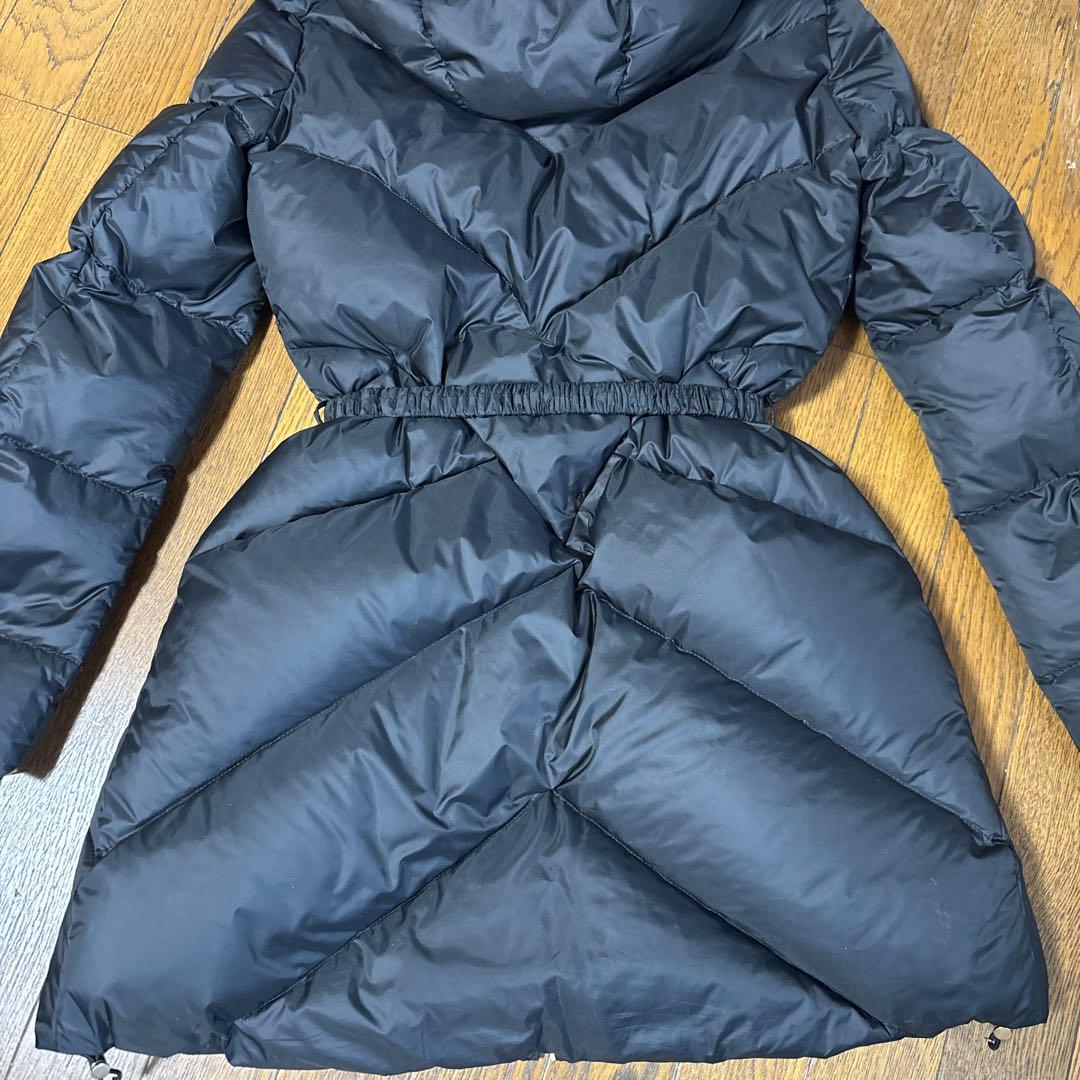 blumarine ブルマリン　フォックスファー付きダウンコート　黒　38