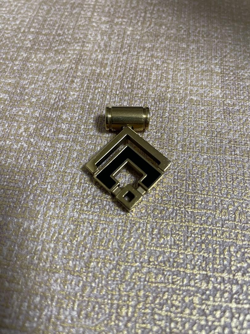 コラントツテネックレス