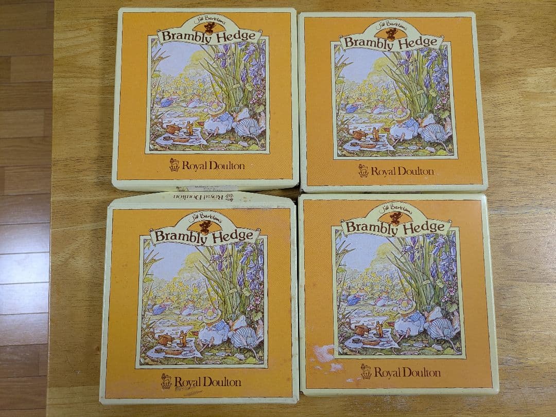 ☆Aqua　ロイヤルドルトン　ブランブリーヘッジ　春夏秋冬　プレート　4枚