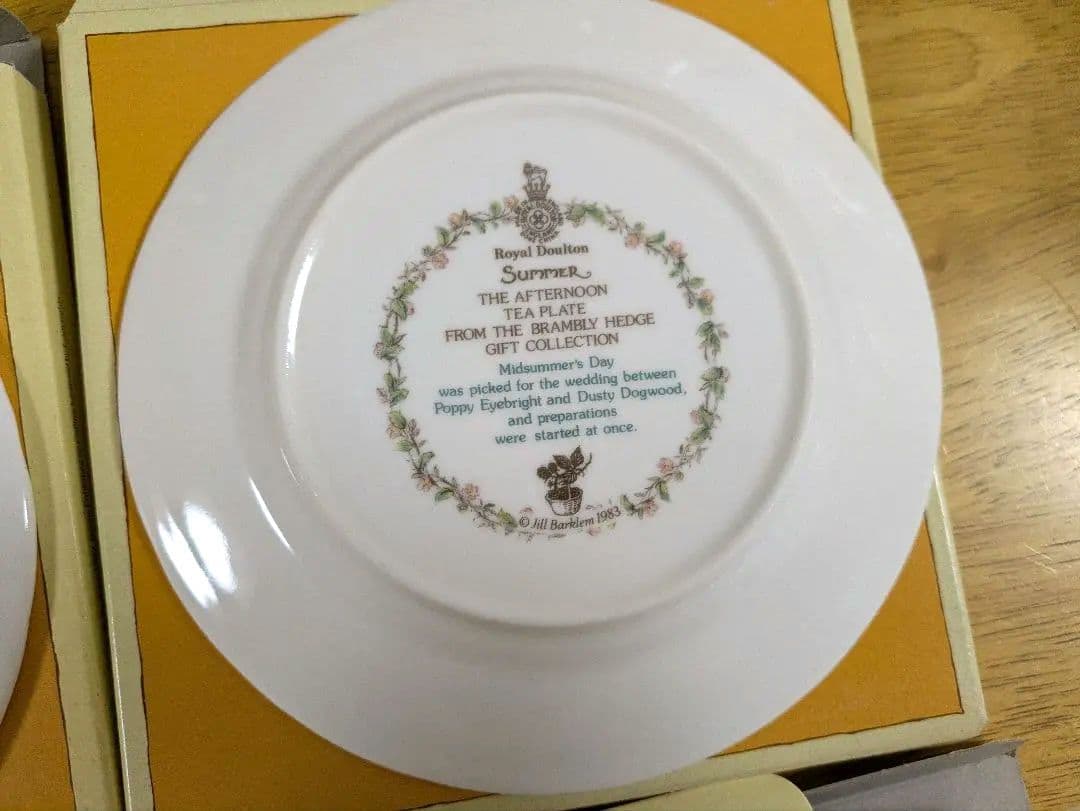 ☆Aqua　ロイヤルドルトン　ブランブリーヘッジ　春夏秋冬　プレート　4枚