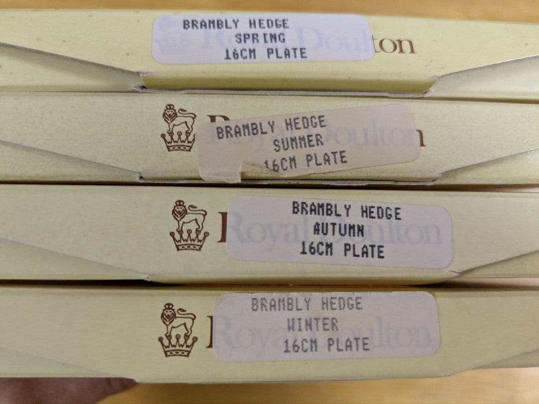 ☆Aqua　ロイヤルドルトン　ブランブリーヘッジ　春夏秋冬　プレート　4枚
