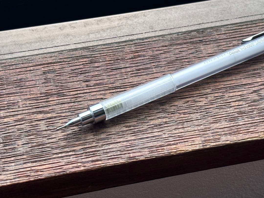 ぺんてる　グラフ1000 カスタムグリップ　特殊格子　& グラフ1000 螺鈿