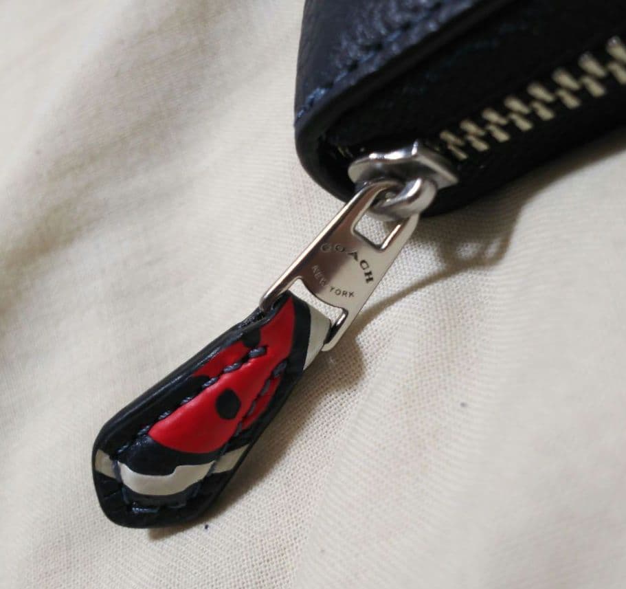 新品 コーチ カードケース 小銭入れ