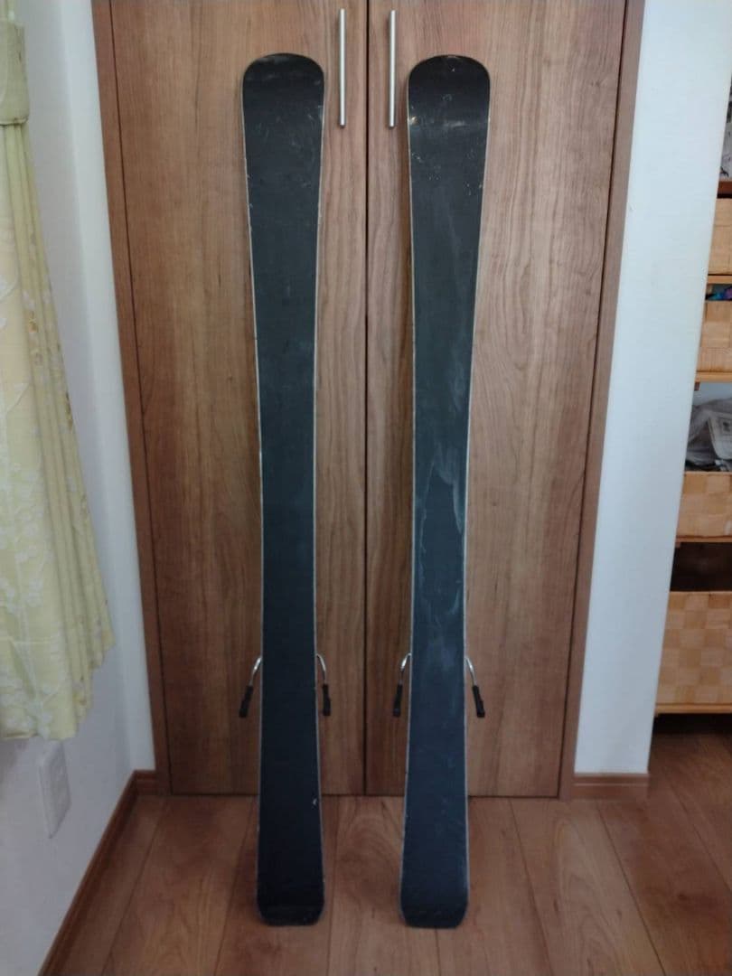 ロシニョールミッドスキーreact8（１２３センチ）