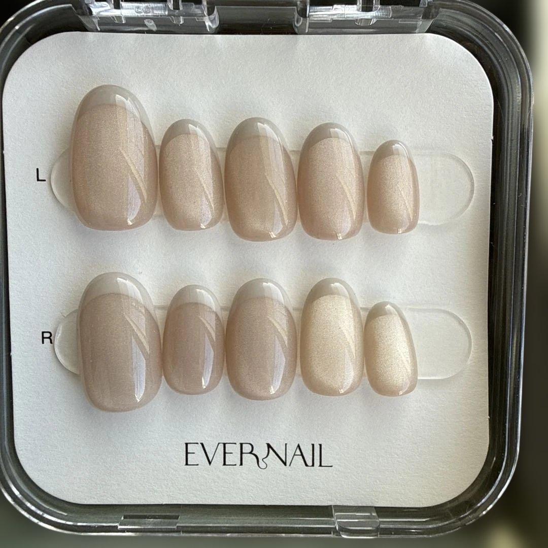 EVER NAIL エバーネイル　Milky White French