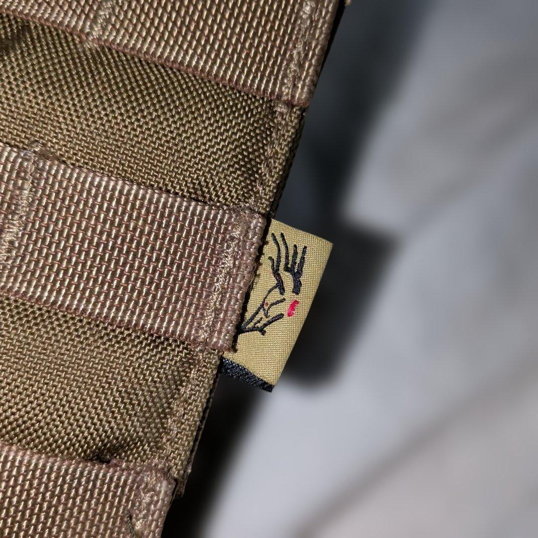 オール実物　flyye rrvベスト　バックパネル　ラジオポーチ　CB