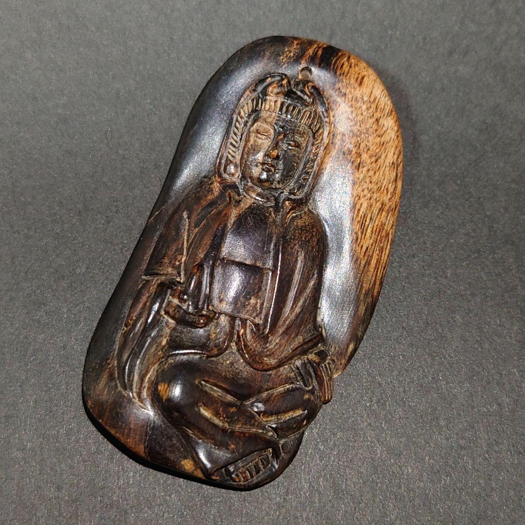 最高品質 天然沈香 彫物 観音細工 約14.2g ネックレストップ 香木