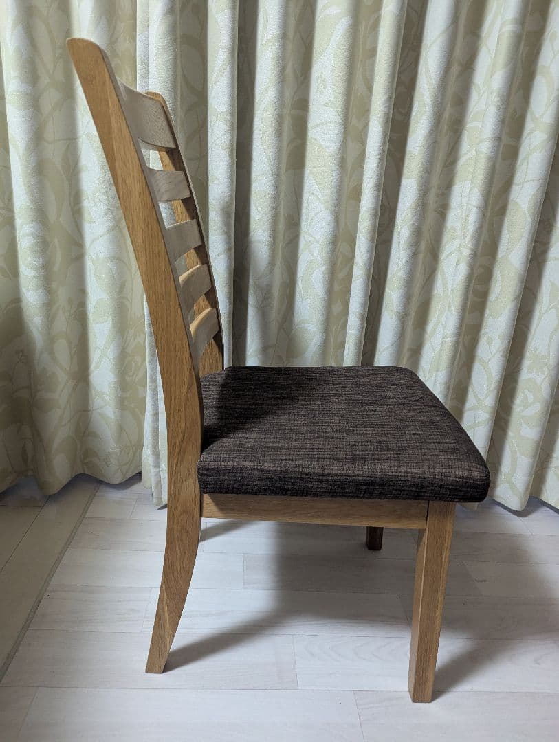 ニトリ ダイニングチェア ② 無垢材 オーランド