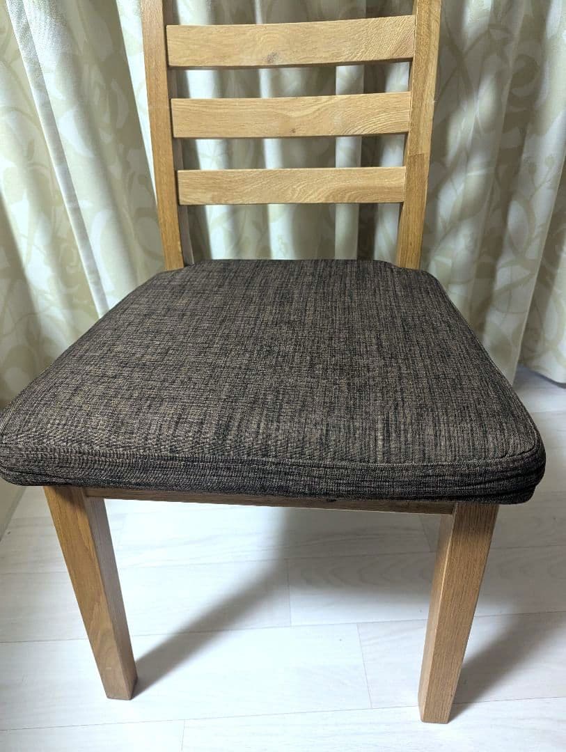 ニトリ ダイニングチェア ② 無垢材 オーランド