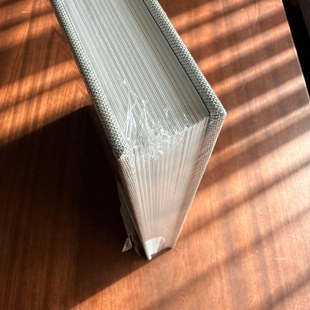 WEGNER just one good chair ウェグナー　洋書