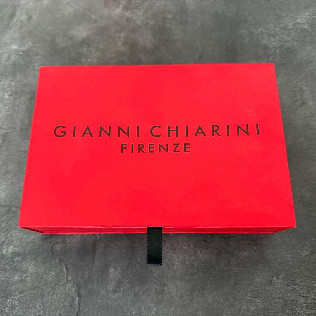 未使用 ジャンニキアリーニ キーリング付 ケース