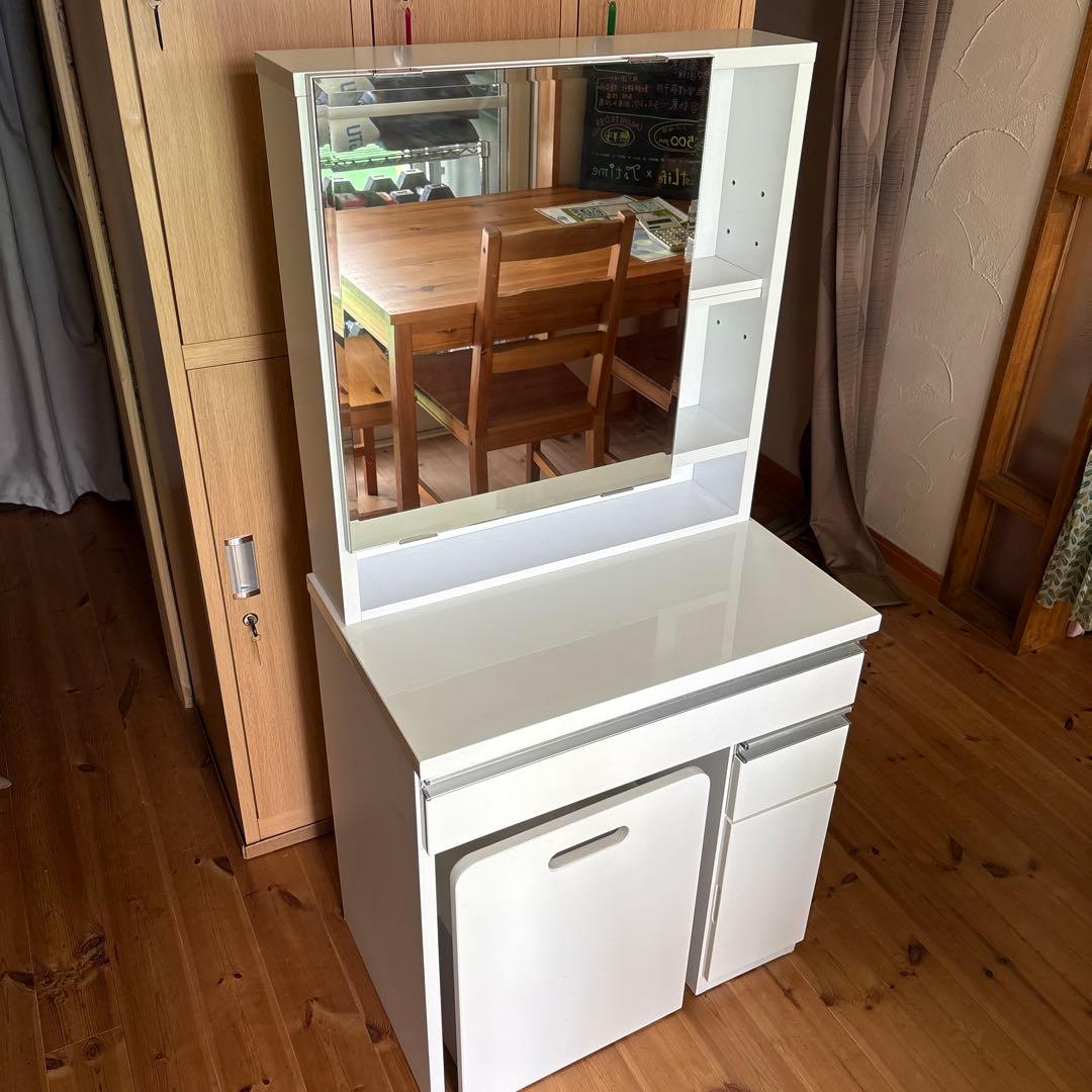 ホワイト ドレッサー・ミラー