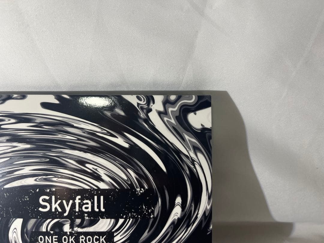 【極美品】one ok rock Skyfall 会場限定 シングル 正規品