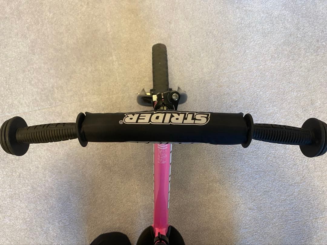 [美品、室内保管] STRIDER スポーツモデル ピンク　ストライダー