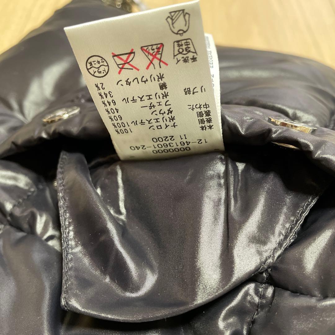   フード付きダウンベスト