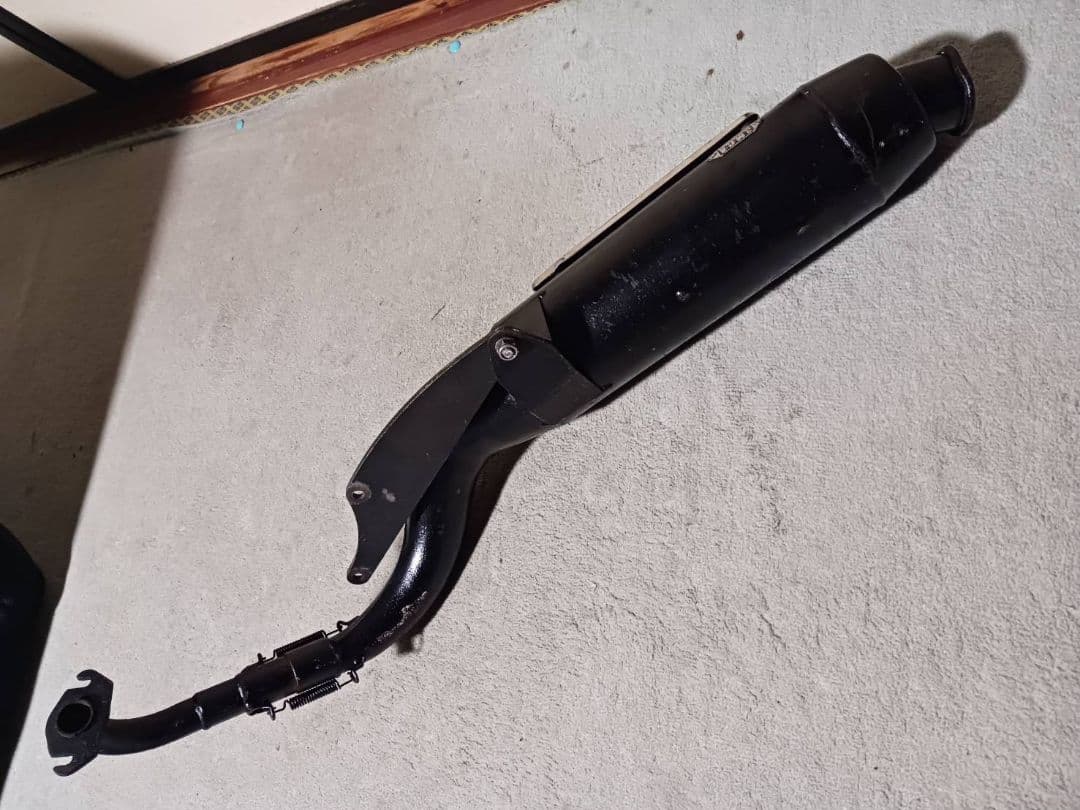 ⬜ ライブディオ ZX AF34 AF35 用 デイトナ マフラー ■