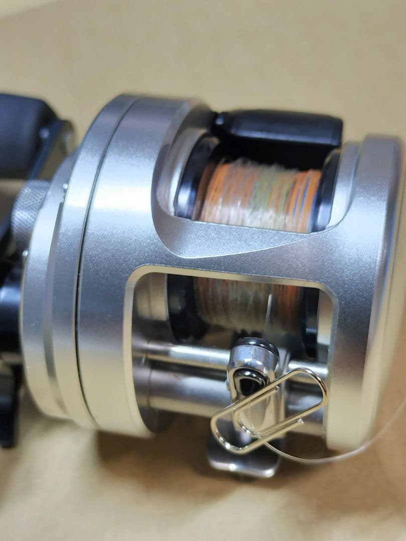 SHIMANO OCEA CALCUTTA 200PG ベイトリール　シマノ