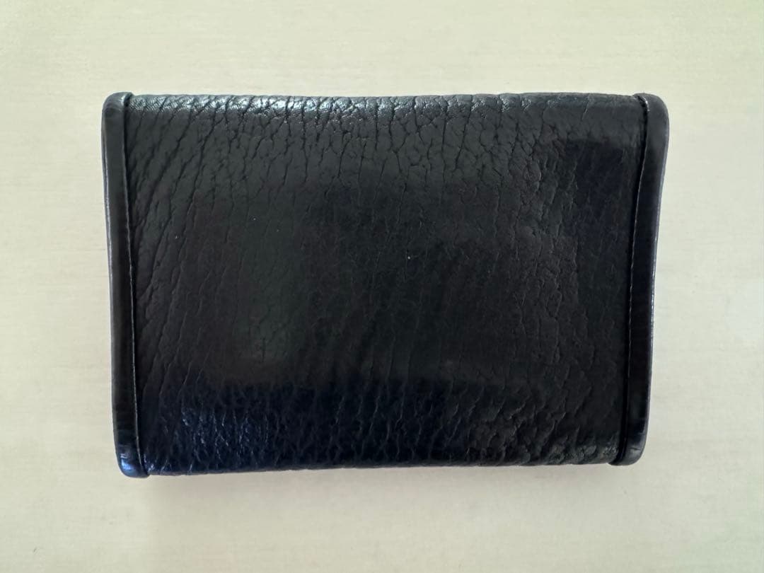 ビルウォールレザー　シャークレザー　ミディアムウォレット ブラック/シルバー