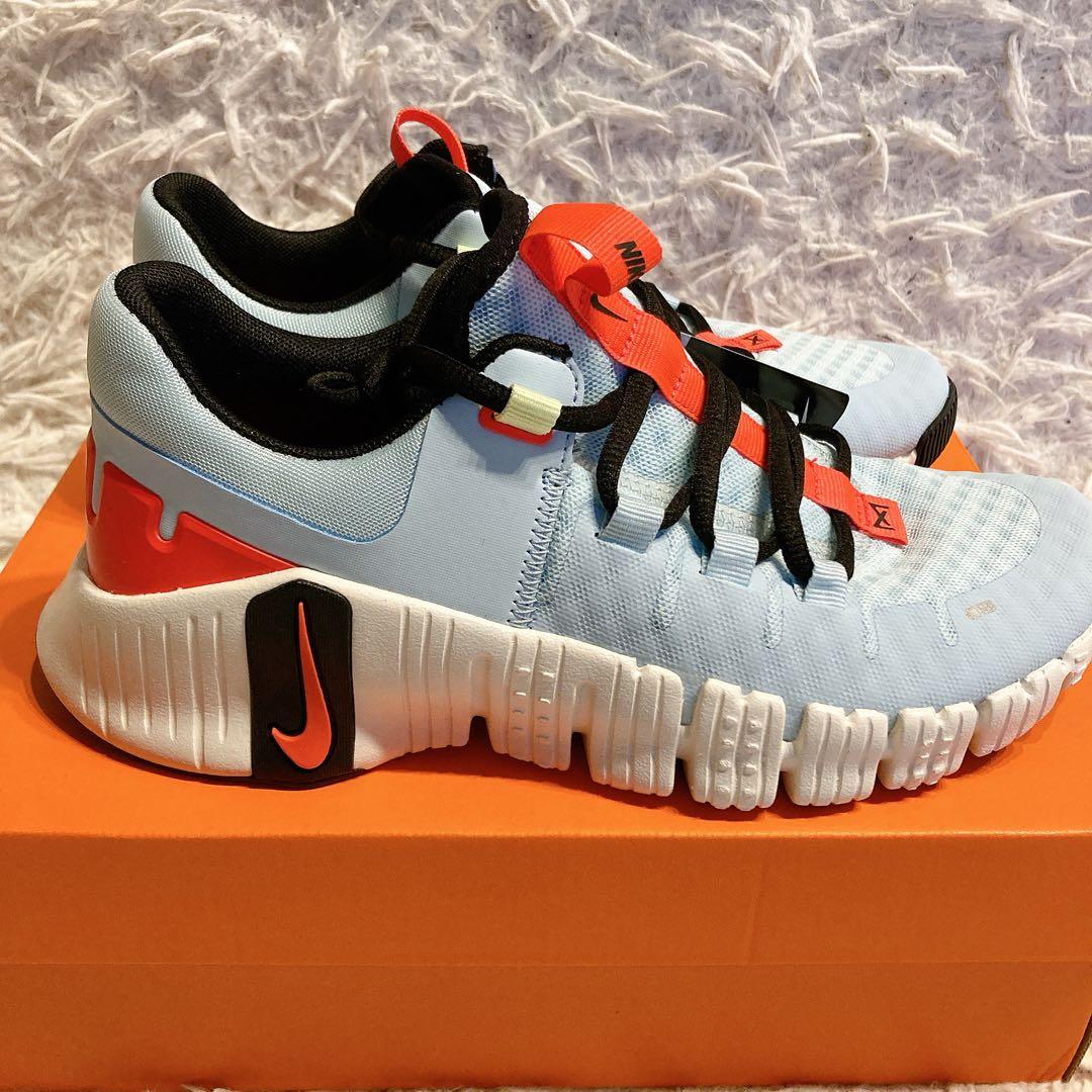 NIKE FREE METCON5 新品未使用 黒タグ付24.0cm レディース