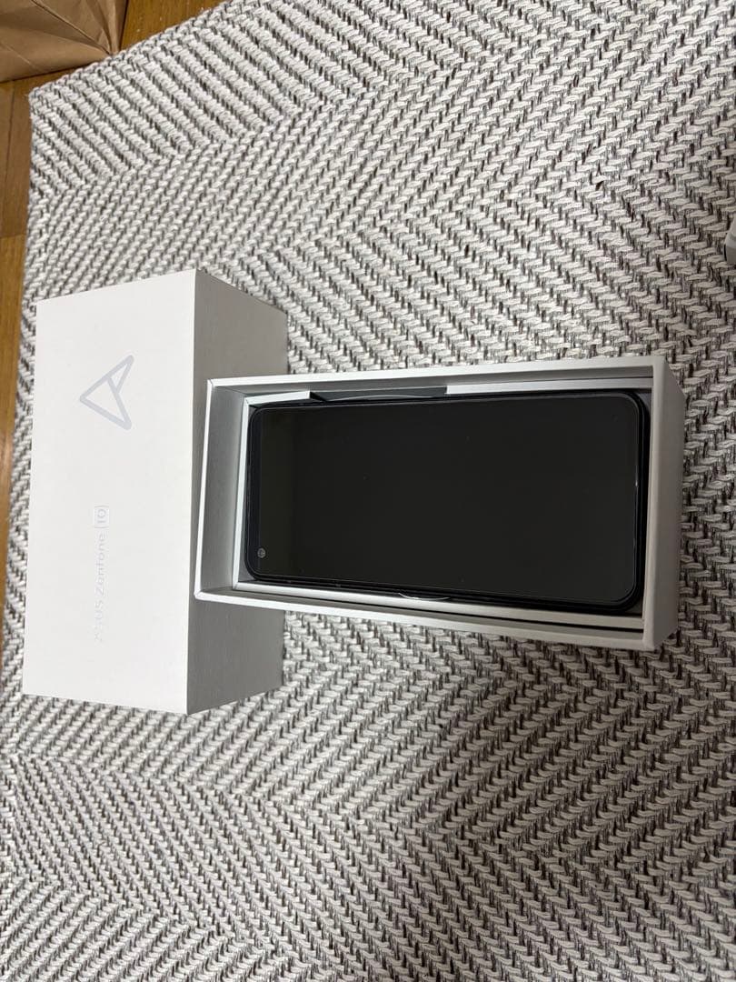 スマートフォン本体 ASUS Zenfone 10