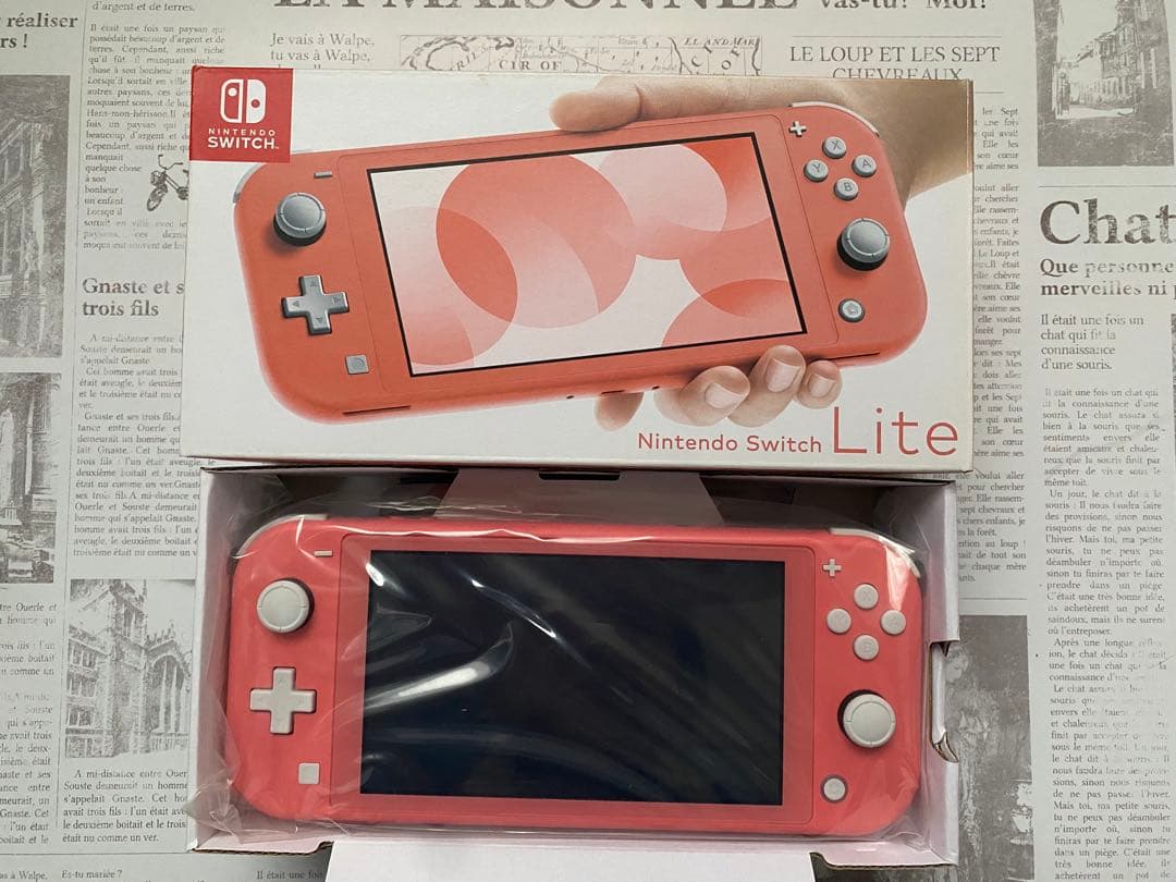 Nintendo Switch LITE 本体コーラル
