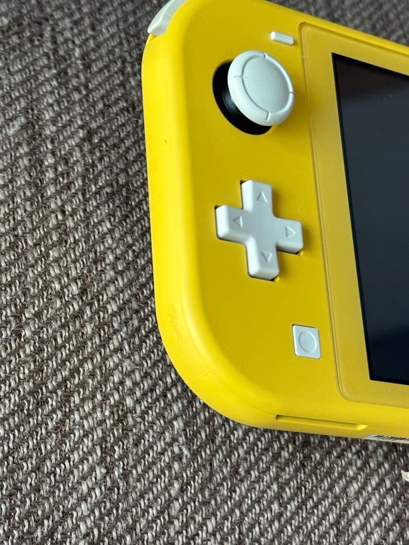 【箱あり】Nintendo Switch Lite 本体イエロー　任天堂