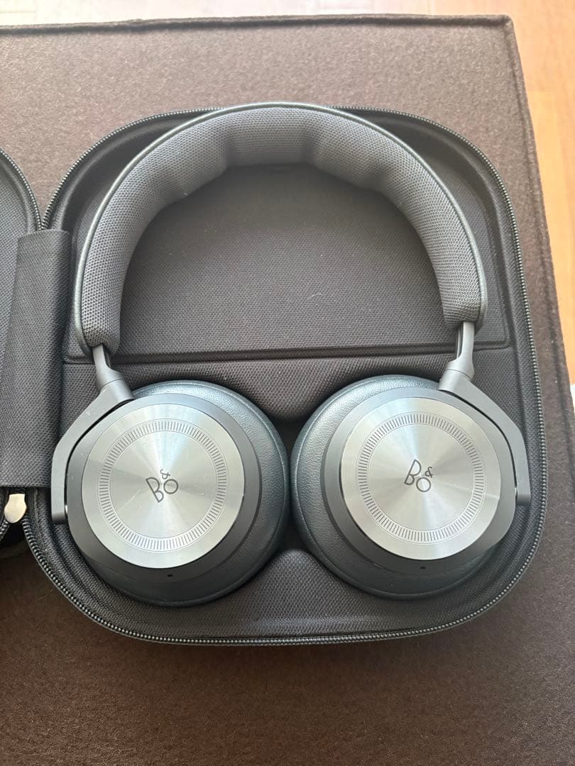 美品 Bang & Olufsen HX ワイヤレスヘッドホン 専用ケース付き