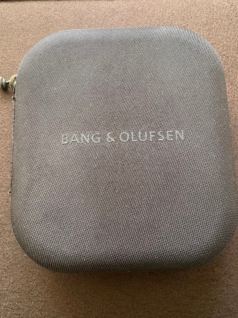 美品 Bang & Olufsen HX ワイヤレスヘッドホン 専用ケース付き