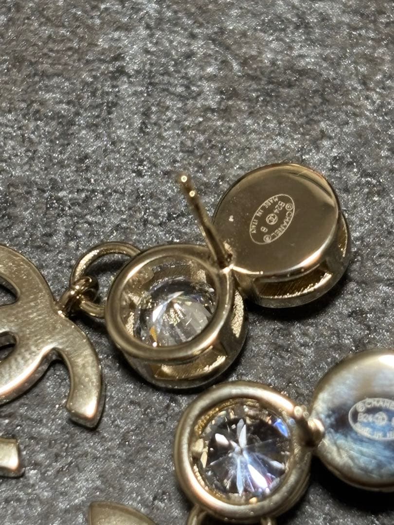 CHANEL パールクリスタルスタッドピアス