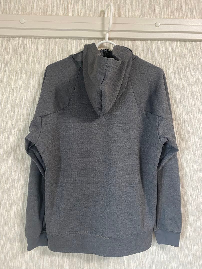 OAKLEY ジャージ上下セット 上XL 下Lサイズ　グレー&レッド色